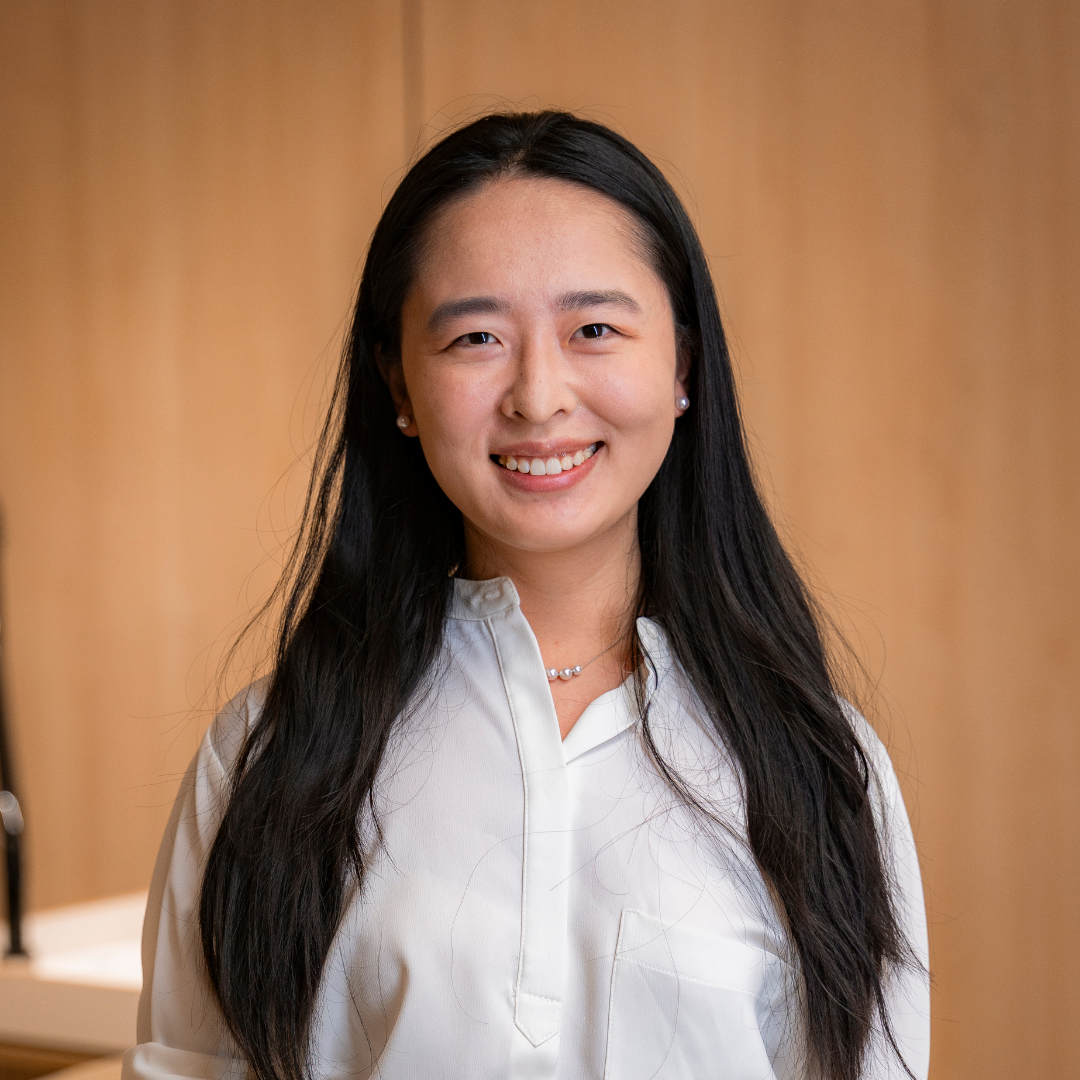 Specialist Orthodontist, Dr Carrol Jin, of Medland Orthodontics smiling warmly towards the camera at the new Upper Coomera practice, located at 2/15 City Centre Drive, Upper Coomera QLD 4209.